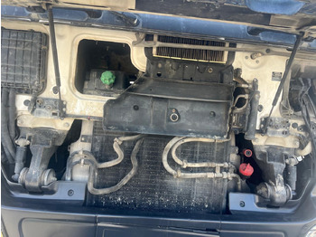 Tipper MERCEDES-BENZ Actros 3341: picture 3