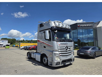 Tractor unit MERCEDES-BENZ Actros 1845