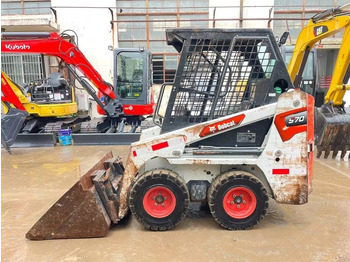 Skid steer loader BOBCAT S70