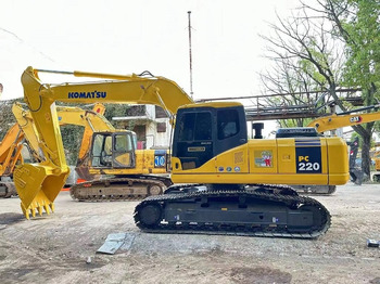 Leasing of Komatsu PC 220-7  Komatsu PC 220-7: picture 1