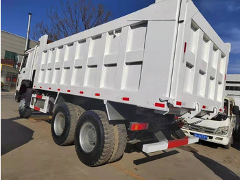 Tipper Howo 375 6x4: picture 3