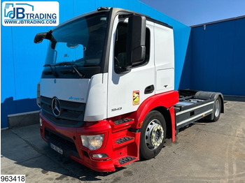 Tractor unit MERCEDES-BENZ Actros 1843