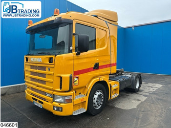 Tractor unit SCANIA 114
