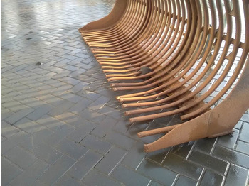 Bucket Beco 2,50 mtr - Ahlmann AZ 150 - Skeleton bucket: picture 4