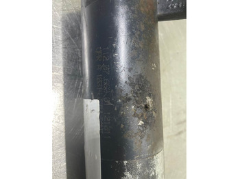 Axle and parts for Construction machinery Dieci Telehandler-Spicer Dana 212/763-Wheel cylinder: picture 4 Axle and parts for Construction machinery Dieci Telehandler-Spicer Dana 212/763-Wheel cylinder: picture 4