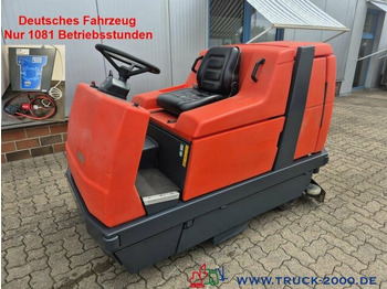 Road sweeper HAKO