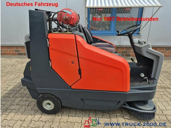 Road sweeper HAKO