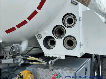 Leasing of Mercedes-Benz Actros 2544 Silo Holz Pellets 28m³ inkl. Waage Mercedes-Benz Actros 2544 Silo Holz Pellets 28m³ inkl. Waage: picture 2