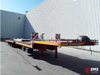 Low loader semi-trailer
