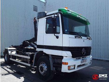 Container transporter/ Swap body truck MERCEDES-BENZ Actros 1831