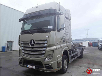 Container transporter/ Swap body truck Mercedes-Benz Actros 1851 motor KO broken casse: picture 3 Container transporter/ Swap body truck Mercedes-Benz Actros 1851 motor KO broken casse: picture 3