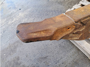Attachment for Construction machinery Rippertooth OQ80: picture 3
