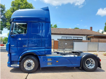 Tractor unit DAF XF 106 530