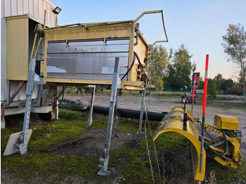 Snow plough, Sand/ Salt spreader SALEUSE + LAME A NEIGE: picture 2 Snow plough, Sand/ Salt spreader SALEUSE + LAME A NEIGE: picture 2