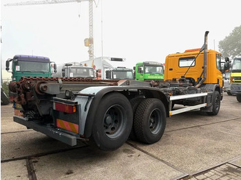 Container transporter/ Swap body truck Scania P114-340 6x2 WITH MULTILIFT CONTAINERSYSTEM ONLY 80.500 KM!! ORIGINAL (10 TIRES / FULL STEEL SUSPENSION / 12 GEARS MANUAL GEARBO: picture 3