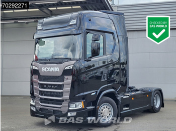 Tractor unit SCANIA S 500
