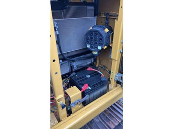 Crawler excavator Caterpillar 313GC: picture 5