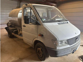 Asphalt distributor MERCEDES-BENZ