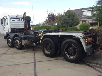 Hook lift truck MAN 35-364 8X4: picture 2