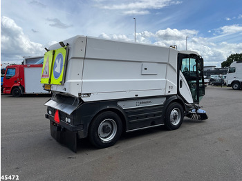 Road sweeper Johnston CN 401 Euro 6: picture 4