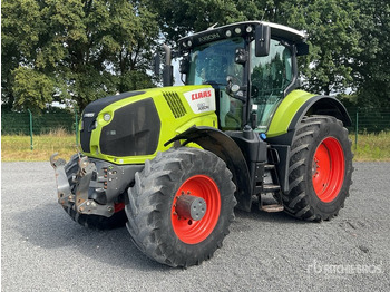 Farm tractor CLAAS Axion 830