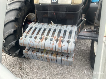 Farm tractor New Holland 8360DT 4WD Tractor: picture 5