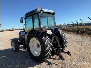 Farm tractor 2014 New Holland T4.95F 4WD Tractor: picture 3