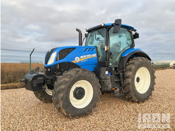 Farm tractor NEW HOLLAND T7