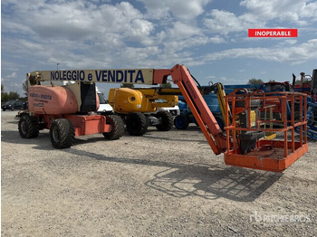 Articulated boom JLG