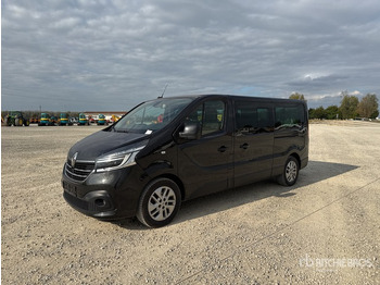 Minibus RENAULT Trafic