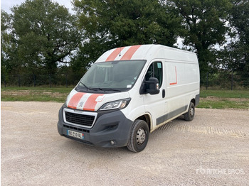 Panel van 2017 Peugeot Boxer Vehicule Utilitaire Cargo Van: picture 2