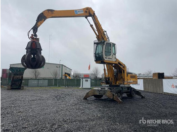 Waste/ Industry handler LIEBHERR A 924