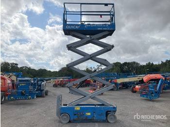 Scissor lift GENIE