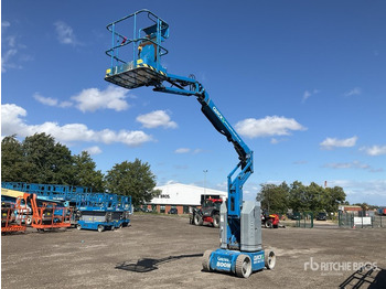 Articulated boom GENIE
