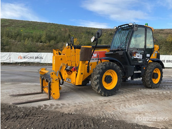 Telescopic handler JCB