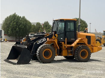 Wheel loader JCB 437