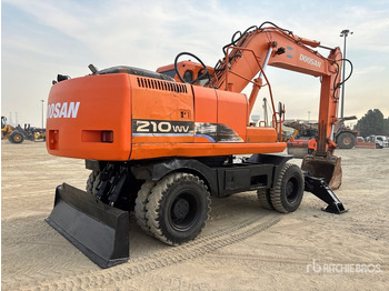 Wheel excavator Doosan Solar 210W Wheel Excavator: picture 3 Wheel excavator Doosan Solar 210W Wheel Excavator: picture 3