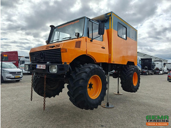 Truck UNIMOG