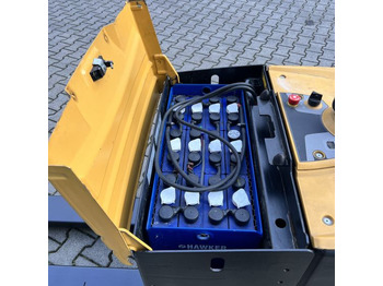 Pallet truck Caterpillar NPV20N2: picture 2