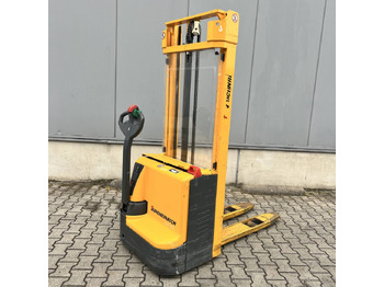 Stacker JUNGHEINRICH EJC