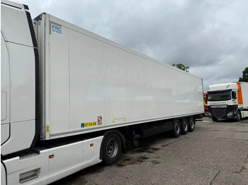 Leasing of Krone Carrier Vector 1950 MT 5x Meatrails Rohrbahnen Fleisch Hooks Krone Carrier Vector 1950 MT 5x Meatrails Rohrbahnen Fleisch Hooks: picture 1