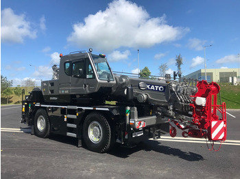 Mobile crane KATO