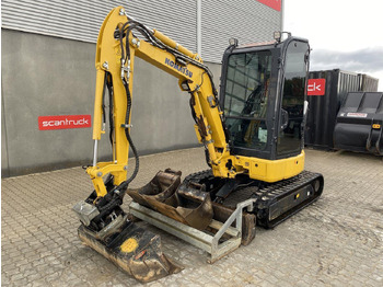 Mini excavator KOMATSU PC26