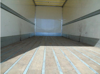 Box truck DAF XF 105 .460 + MANUAL + EURO 5: picture 4 Box truck DAF XF 105 .460 + MANUAL + EURO 5: picture 4