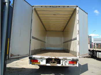 Box truck DAF XF 105 .460 + MANUAL + EURO 5: picture 3 Box truck DAF XF 105 .460 + MANUAL + EURO 5: picture 3