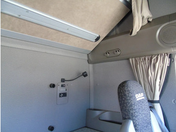 Box truck DAF XF 105 .460 + MANUAL + EURO 5: picture 5 Box truck DAF XF 105 .460 + MANUAL + EURO 5: picture 5