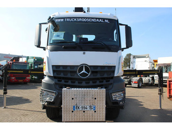 Tractor unit Mercedes-Benz Arocs 2051 + 4X4 + HIAB 302 E6 / JIB 70 X 4 + 10 EXTENTSIONS / NEW!!: picture 5