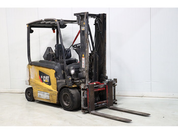 Electric forklift CATERPILLAR EP