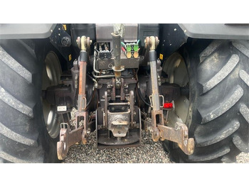 Farm tractor Massey Ferguson 8120 DYNA 4 Med frontlift: picture 5 Farm tractor Massey Ferguson 8120 DYNA 4 Med frontlift: picture 5