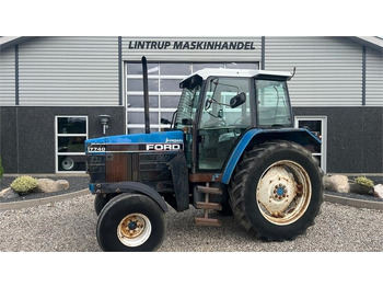 Farm tractor NEW HOLLAND